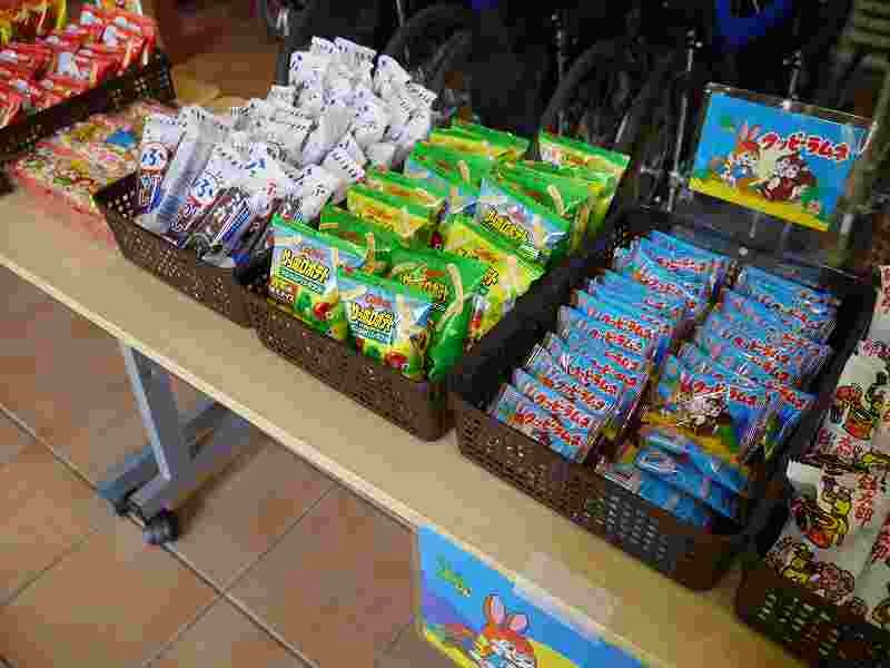 かがやきフロアです　駄菓子レク　その１