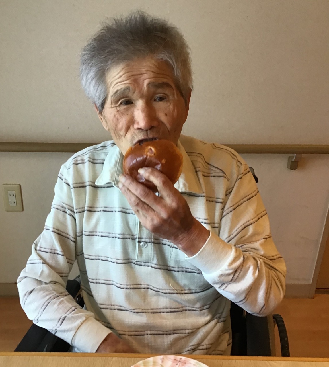 かがやき西～パンの日～