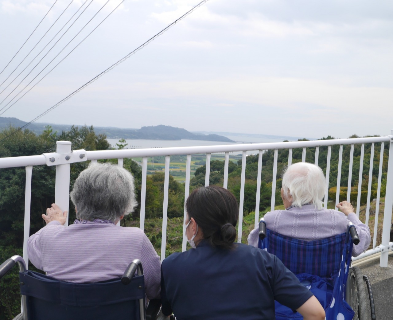 ほほえみ　ドライブへ