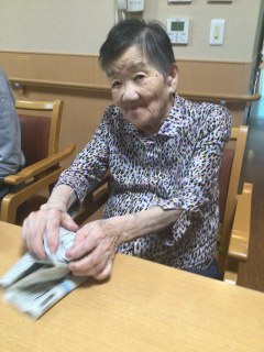 ケアレジデンス東山 運動会の準備です