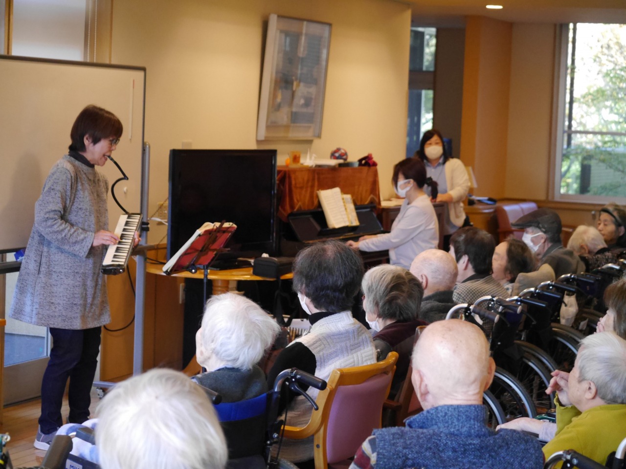 きらめきの街　東ユニット　音楽療法♪