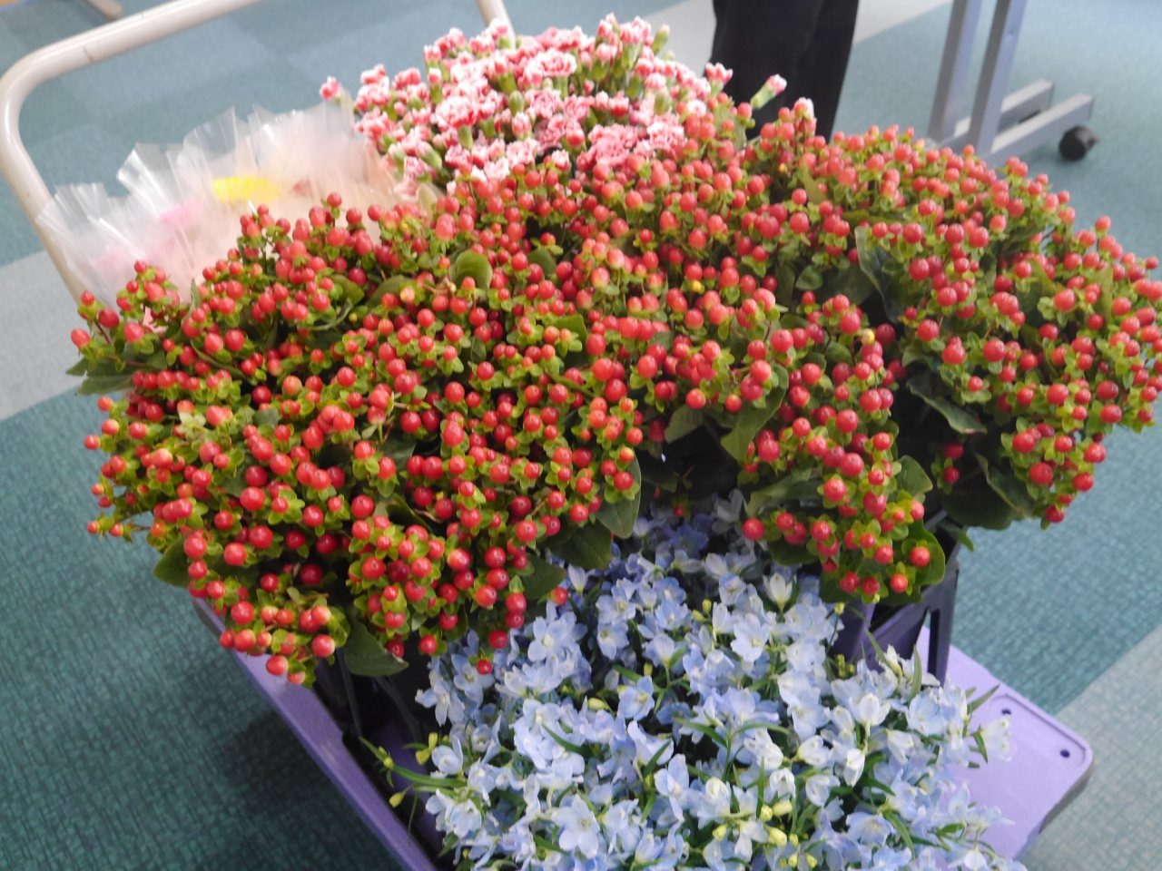 ☆かがやき東☆フラワーアレンジメント