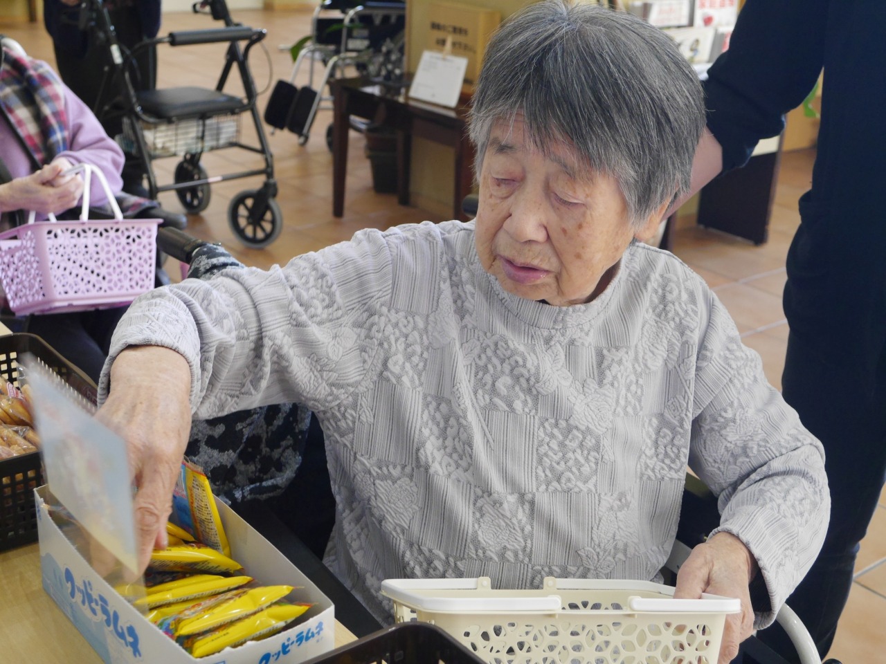 きらめきの街　西ユニット　駄菓子レク